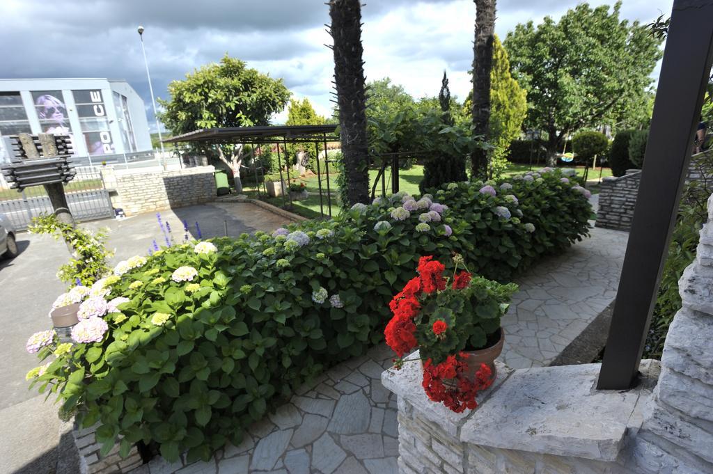 Apartmani Villa Otilija Poreč Dış mekan fotoğraf